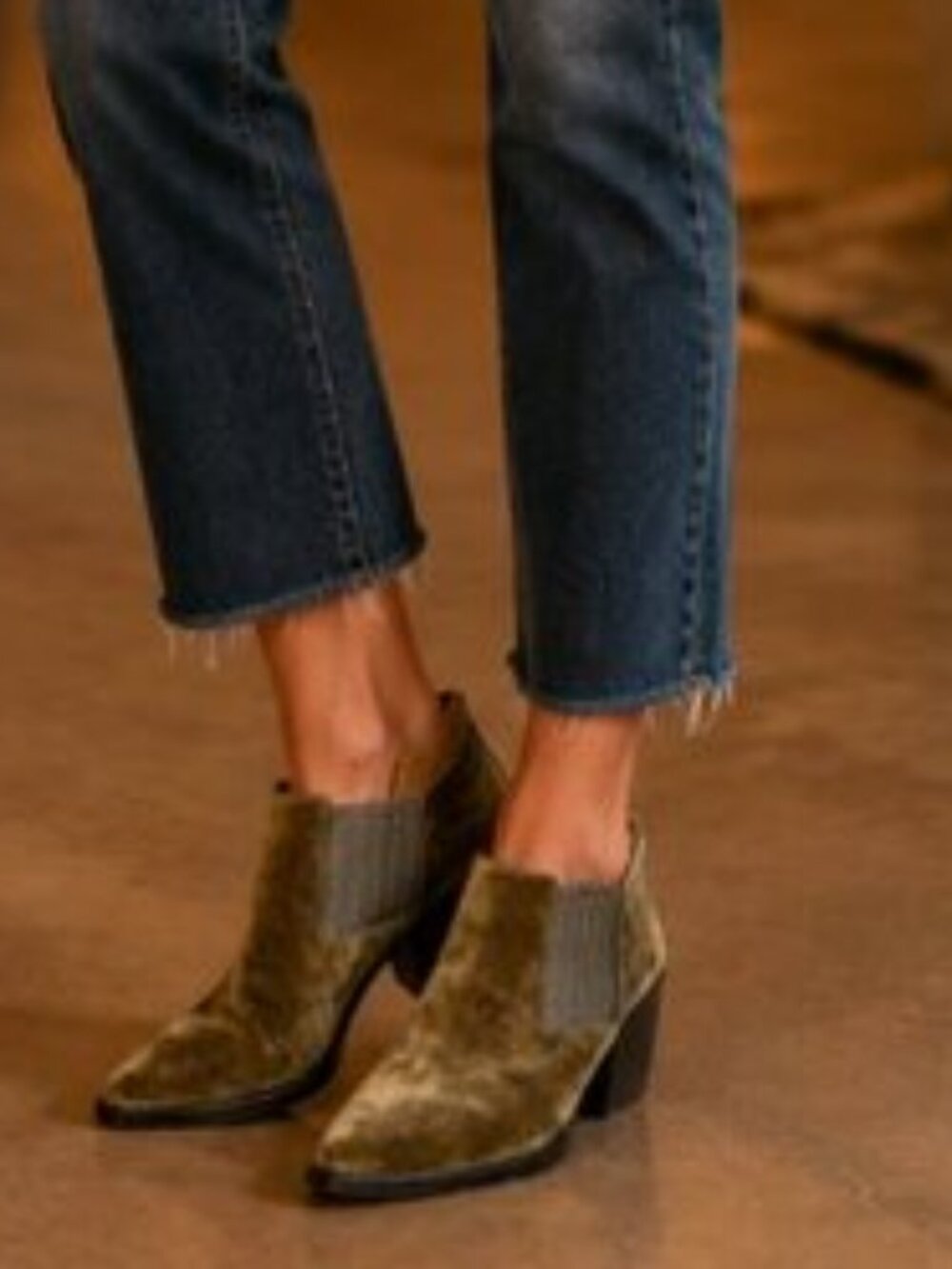 Chloe Velvet Chukka Boots Size 6 in great condition Retail about $1,200